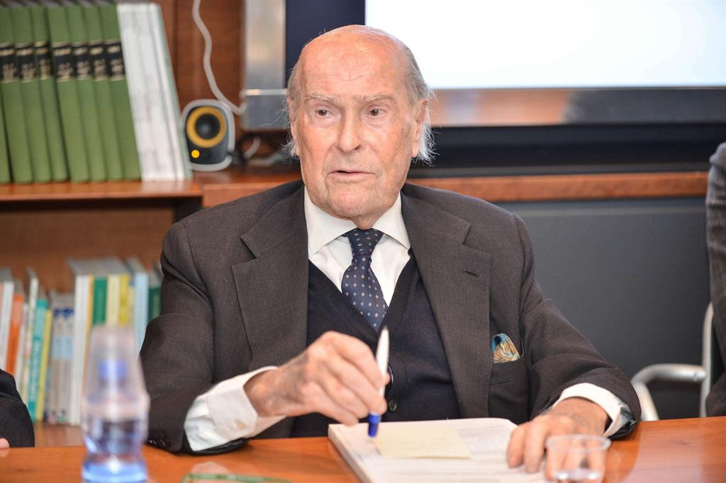 Umberto Veronesi, oncologo, aveva 91 anni