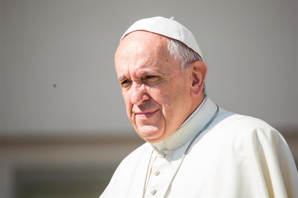 Il Papa: la non violenza come stile politico