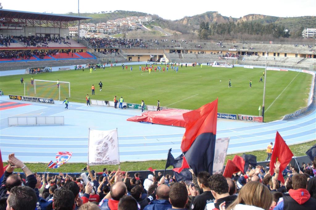 Lo Stadio San Vito a Cosenza (WikiCommons)