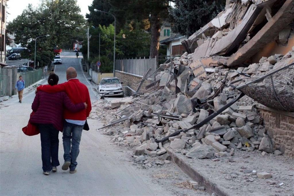 Il terremoto: spinti e guidati da una strana forza