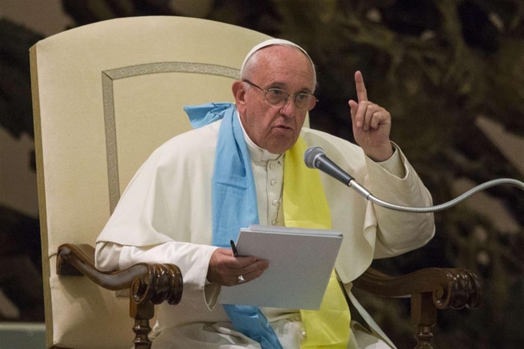 Il Papa: ipocrita dirsi cristiano e cacciare i rifugiati