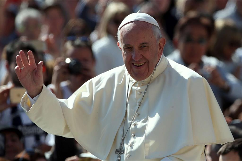 Il Papa: «Nessuna pecora può andare perduta»