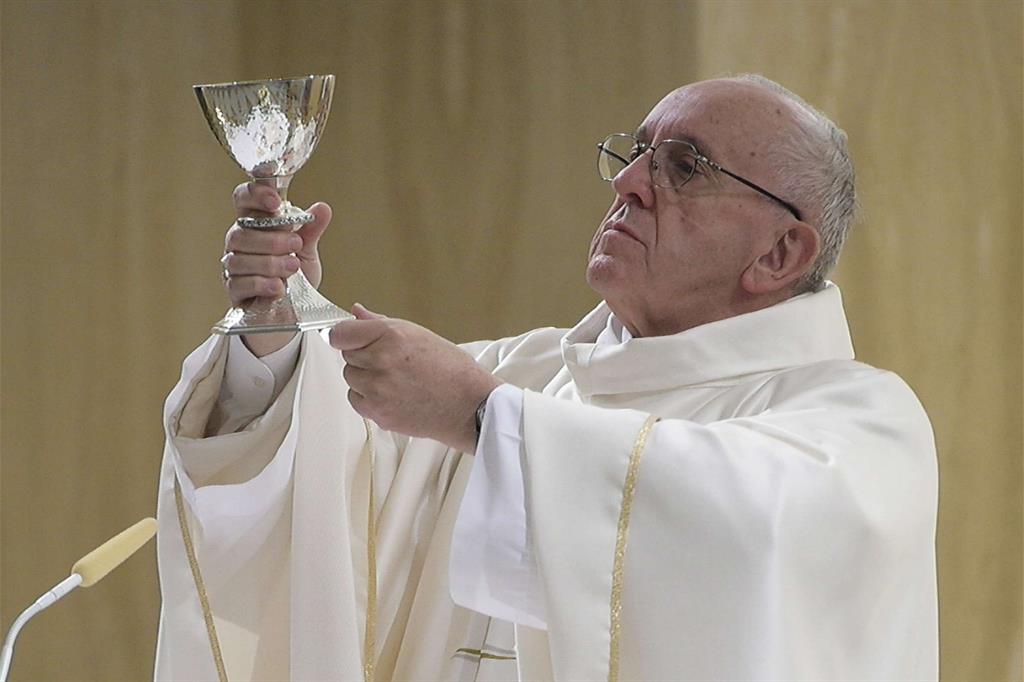 Il Papa: «Amore cristiano è concreto, no a ideologie e intellettualismi»
