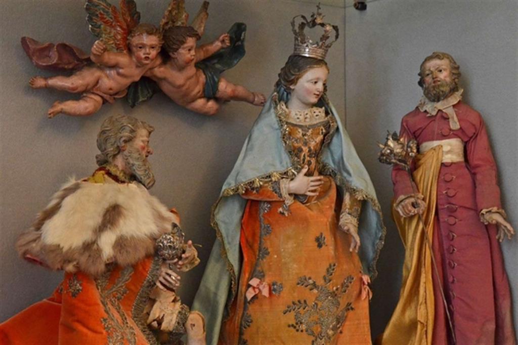 Maria e i Magi, presepe del Museo Luxoro, Genova - 