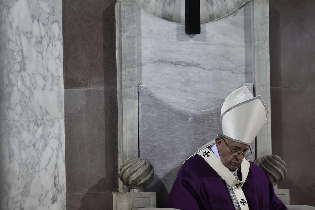 Il Papa: il soffio della vita di Dio ci libera dagli egoismi