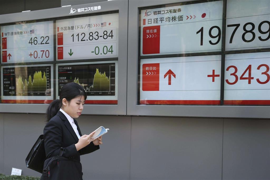 La Borsa di Tokyo ha chiuso al massimo da 17 mesi (Ansa)