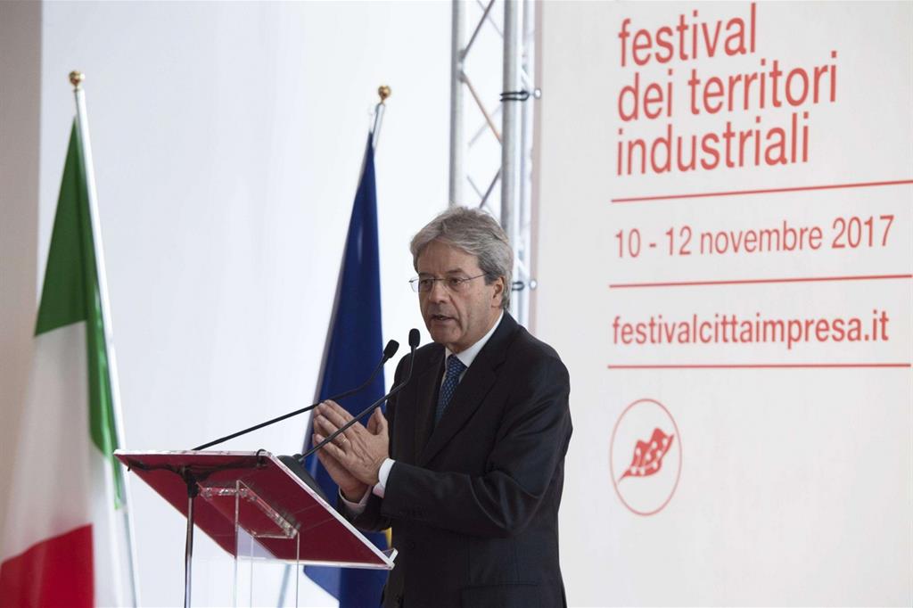 Il premier Gentiloni al Festival dei territori industriali di Bergamo