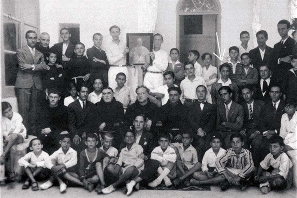 1929, membri del Circolo S.Francesco d'Assisi a Taranto - 
