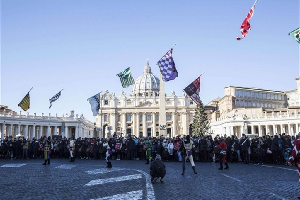 La sfilata della Befana a piazza San Pietro (Roma) - 