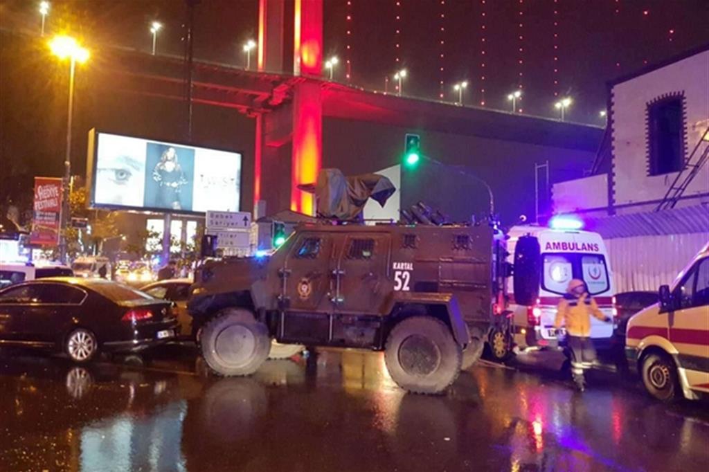 Il Daesh rivendica l'attentato: «Turchia serva dei crociati»