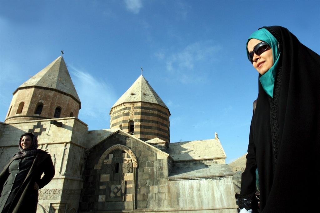 La cattedrale armena di San Taddeo, nota anche come Qara Kelisa (la "chiesa nera") a Chaldoran, nel nord dell'Iran