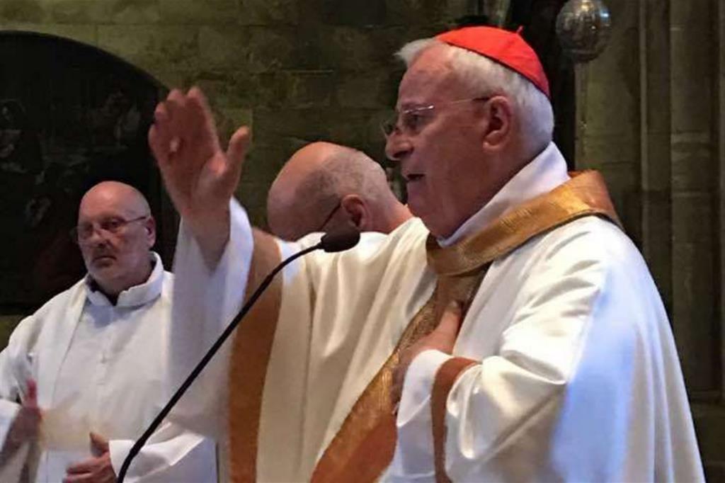 Il cardinale presidente della Cei, Gualtiero Bassetti, durante il pellegrinaggio diocesano in Portogallo