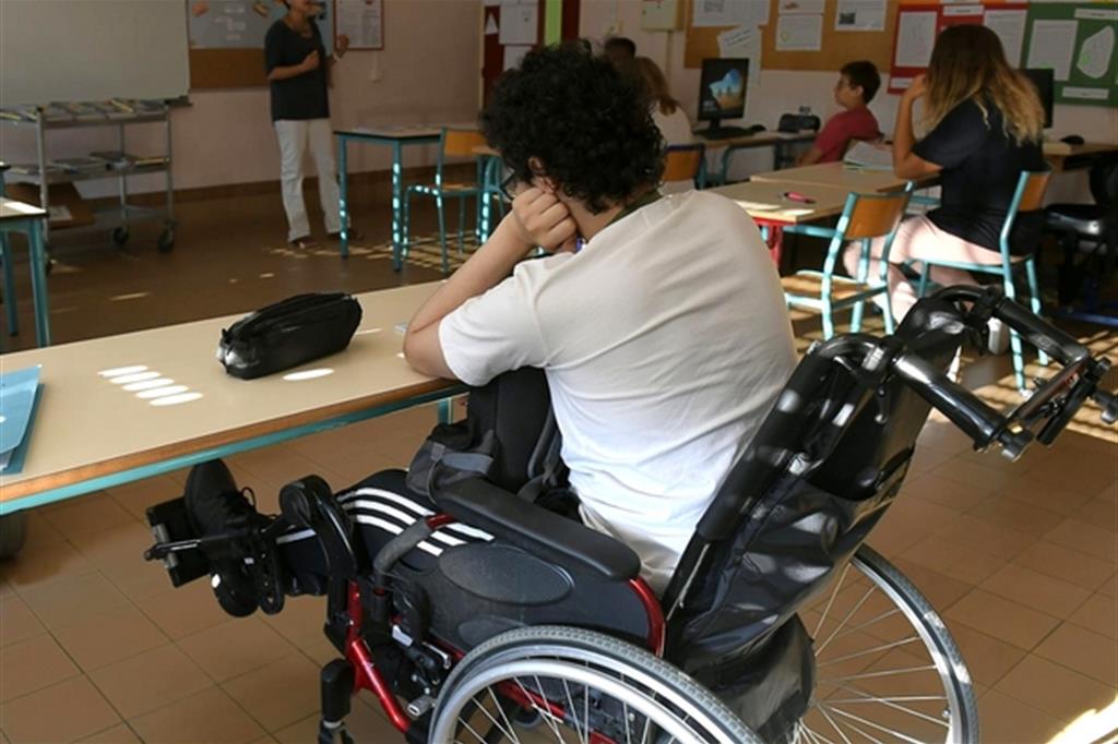 Disabili, protesta contro i politici siciliani: «Promesse mancate»