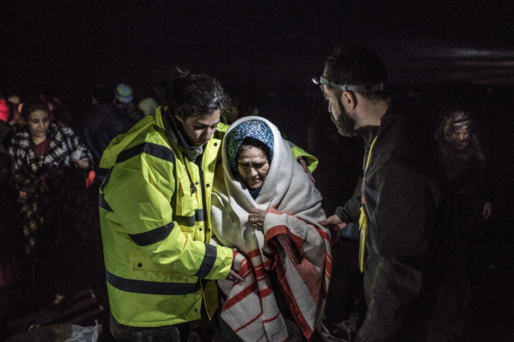 A un anno dall’accordo tra Unione europea e Turchia sui profughi stipulato il 18 marzo del 2016, Bruxelles sta facendo di tutto per non rimetterlo in discussione, nonostante abbia provocato una situazione umanitaria disastrosa in Grecia e nei Balcani. - 