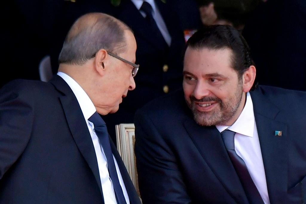 Hariri (a destra) con il presidente Michel Aoun (Ansa)