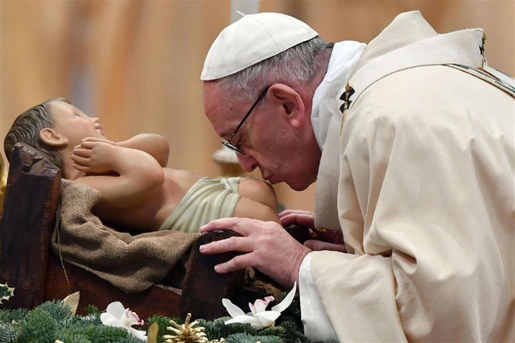 Papa Francesco: i Magi sono i credenti che sentono nostalgia di Dio
