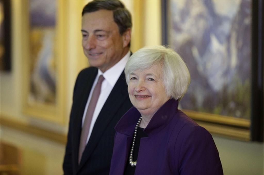 Mario Draghi e Janet Yellen (Ansa)