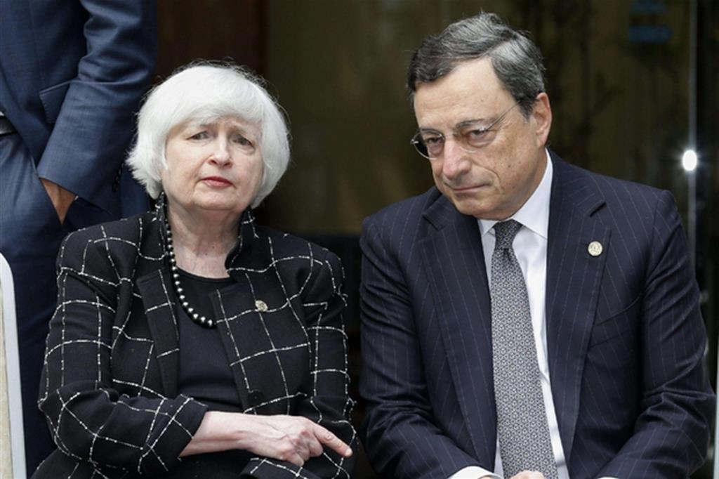 Janet Yellen e Mario Draghi, alla quarantunesima edizione del simposio di Jackson Hole (Ansa)