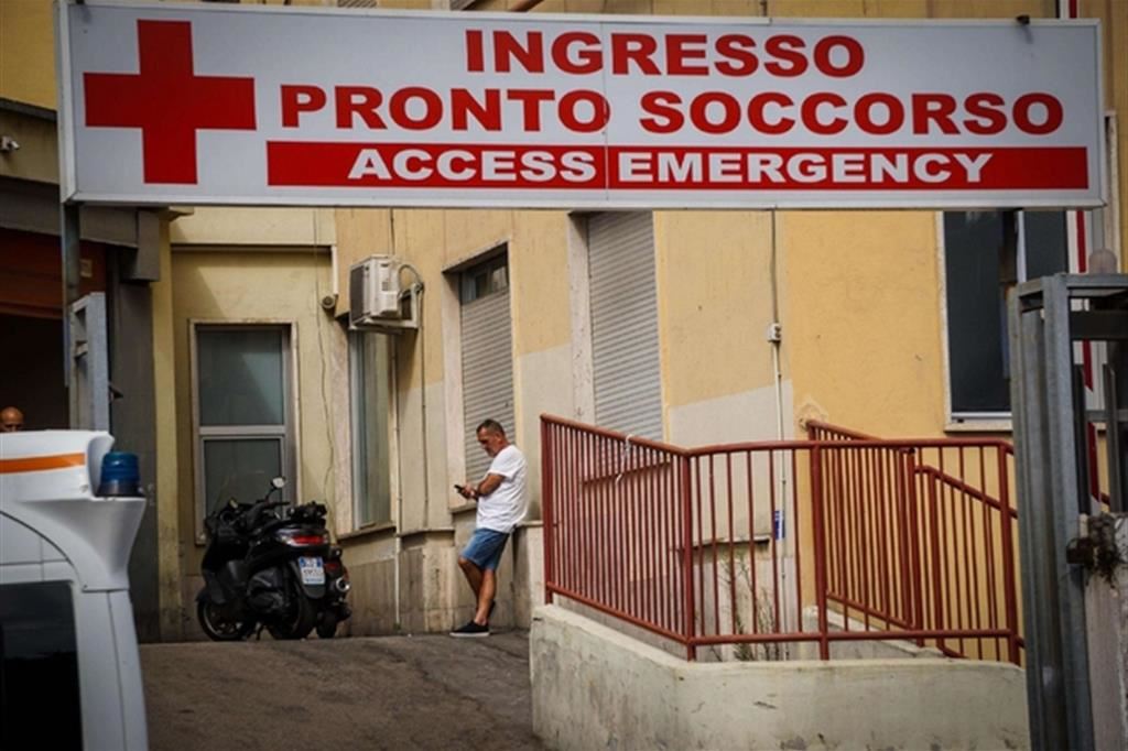 Le autorità visitino gli ospedali prima, non dopo le tragedie