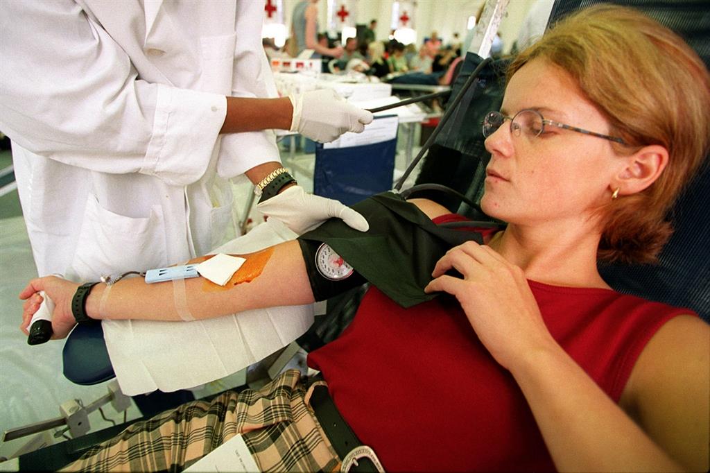 Una donazione di sangue ogni 10 secondi