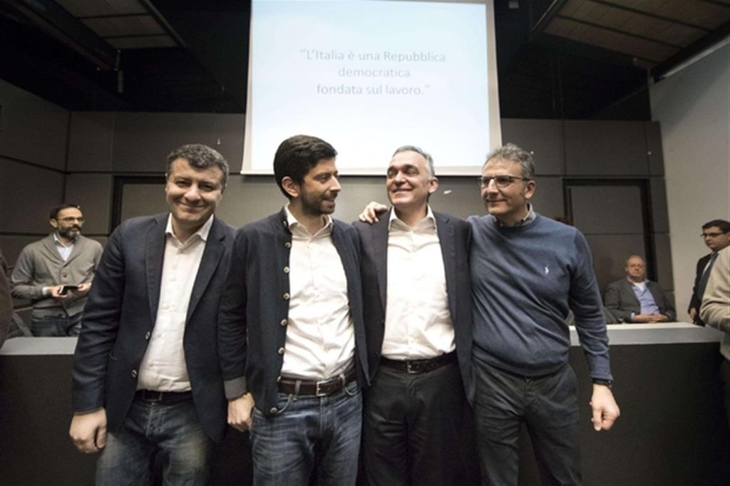 Da sinistra, Arturo Scotto, Roberto Speranza, Enrico Rossi, Massimiliano Smeriglio, alla presentazione del Movimento Democratici e Progressisti (Ansa)