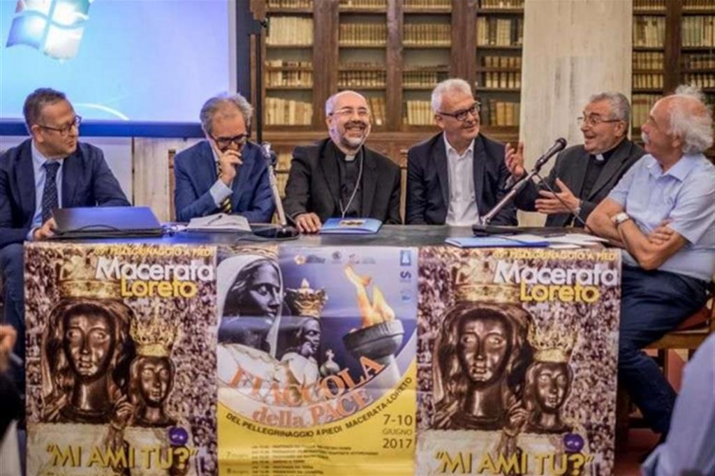 Conferenza stampa di presentazione della nuova edizione della Macerata-Loreto