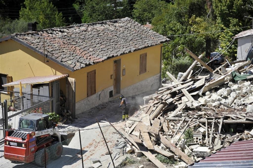 Terremoto nelle Marche, la beffa sfollati: in un anno 8mila in più