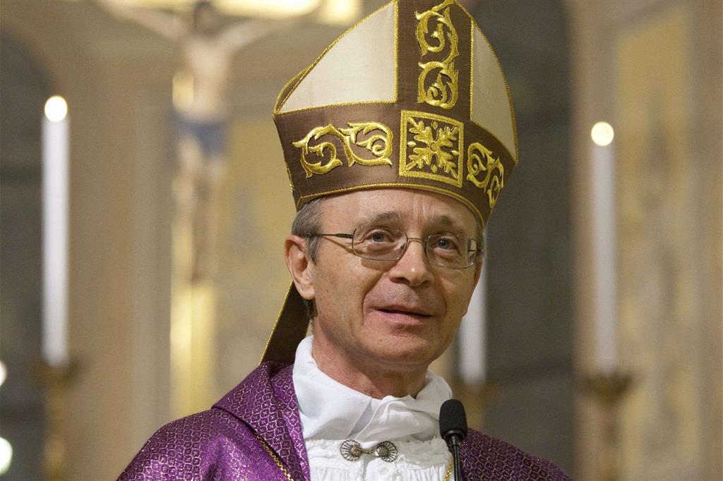 Il vescovo di Carpi Francesco Cavina