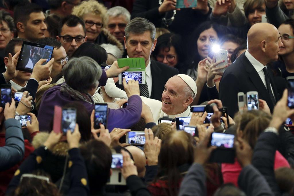 Tanti i sorrisi e gli abbracci condivisi con papa Francesco.