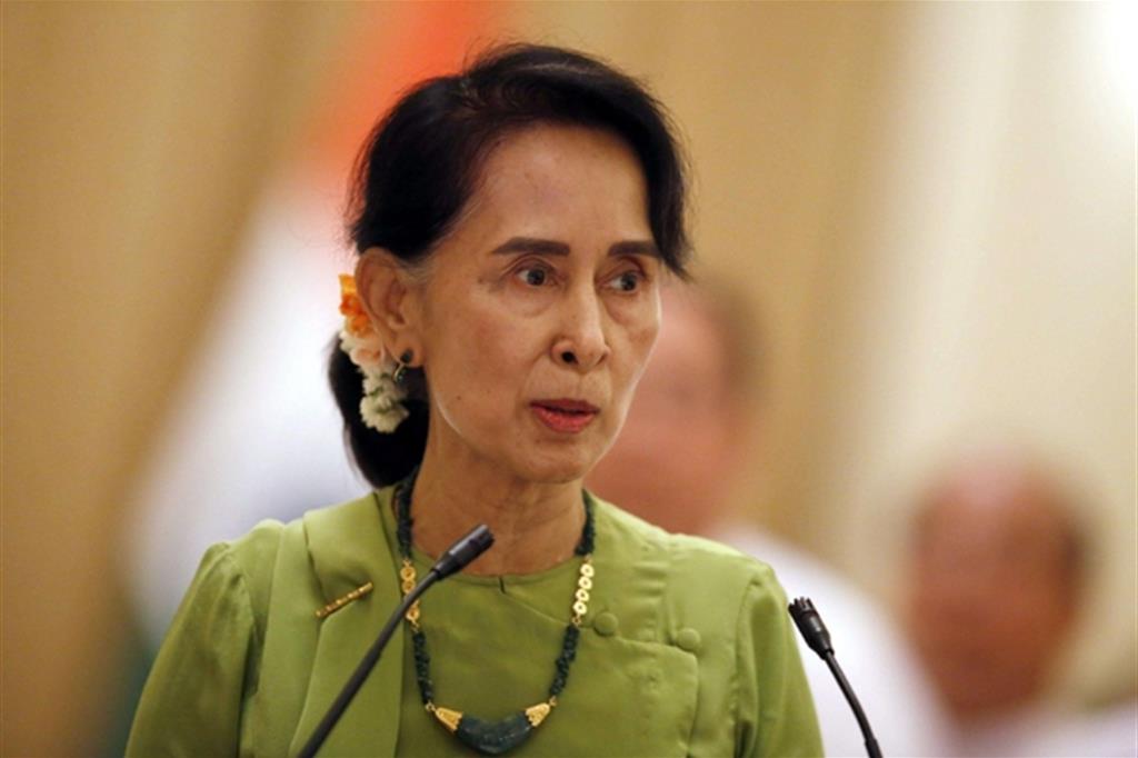 La Nobel per la Pace Aung San Suu Kyi è di fatto la leader politica del Mìyanmar (Ansa)