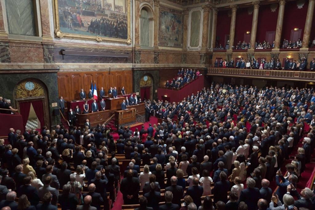 L'Assemblea Nazionale riunita a Versailles (LaPrese)