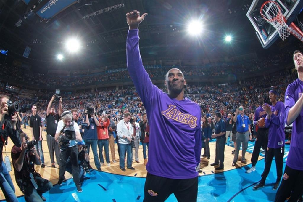 Kobe Bryant, oggi 39enne, fuoriclasse dei Los Angeles Lakers con cui ha vinto 5 campionati Nba
