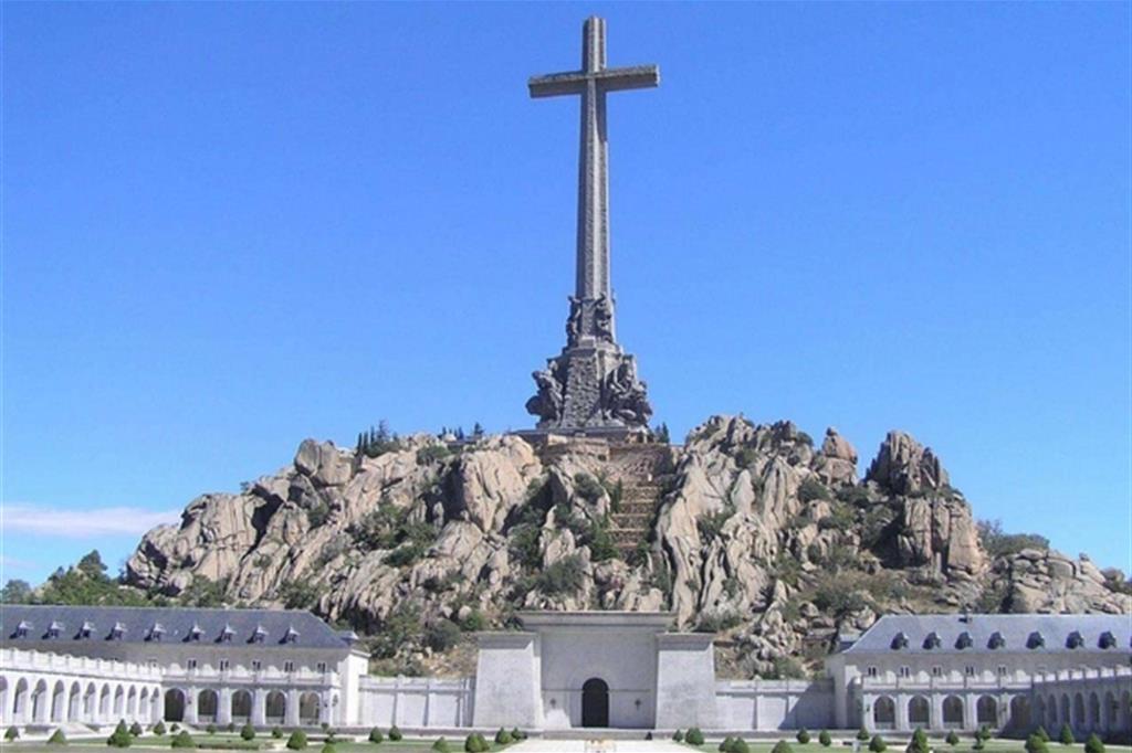 Il mausoleo di Valle de los Caidos, dove il dittatore Francisco Franco è stato sepolto dopo la morte nel 1975