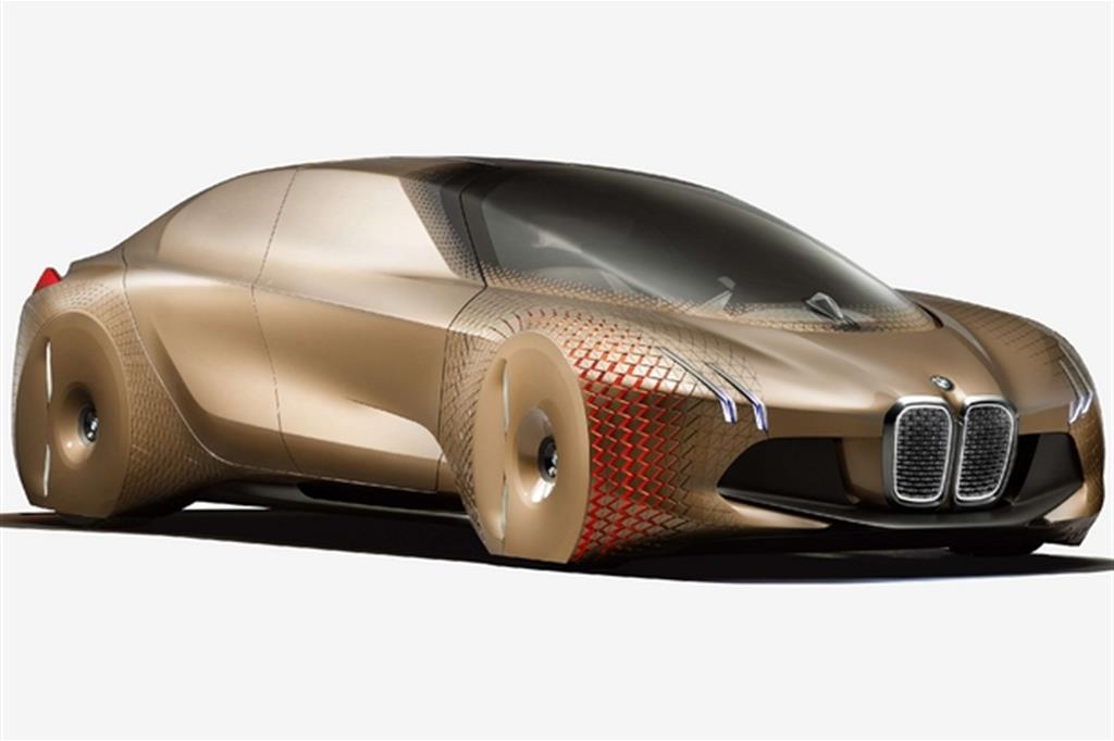 Il prototipo Vision Next 100 realizzato nel 2016 per celebrare il centenario di BMW