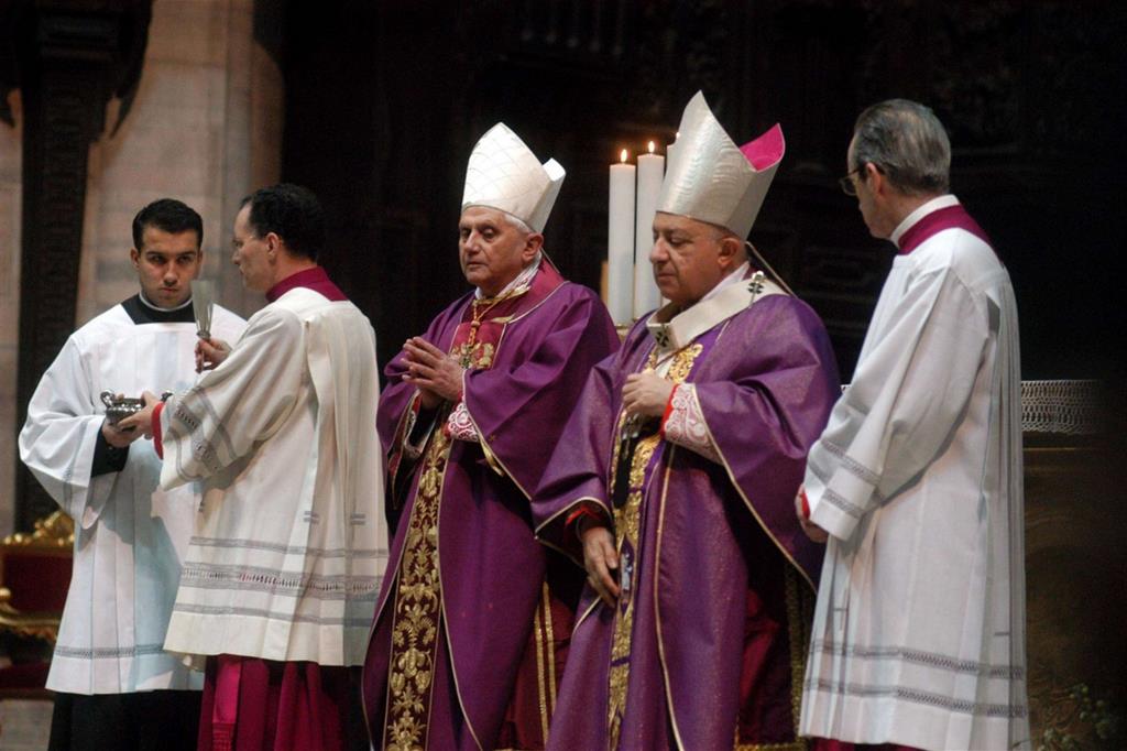Ai funerali di don Giussani assieme a Benedetto XVI - 