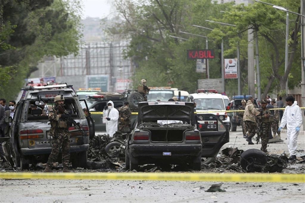 L'attacco è avvenuto vicino all'ambasciata statunitense a Kabul (Ansa/Ap)