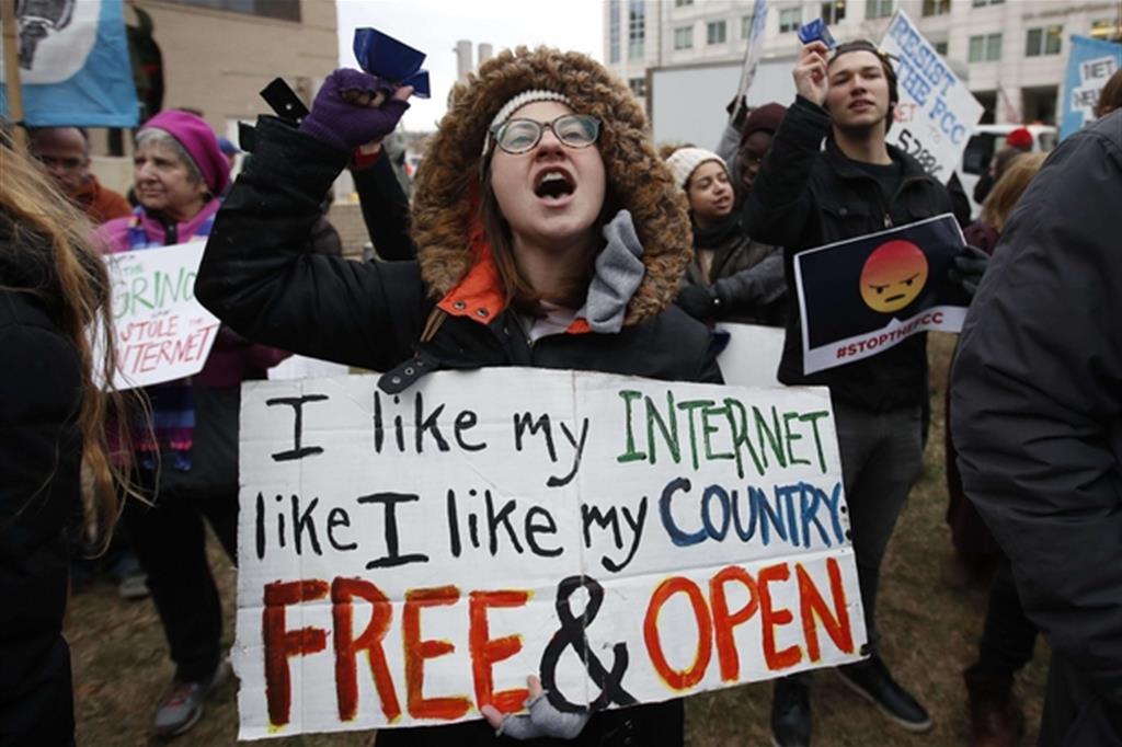 Trump smantella la neutralità della rete internet