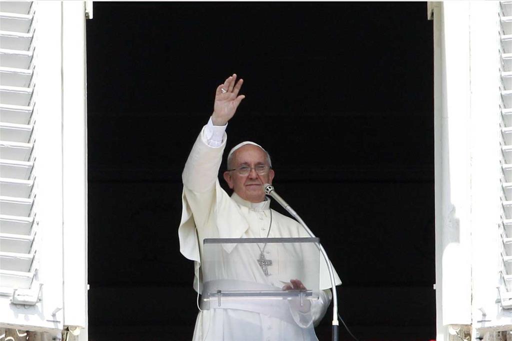 Papa Francesco: chi ha autorità sia coerente e lasci crescere gli altri