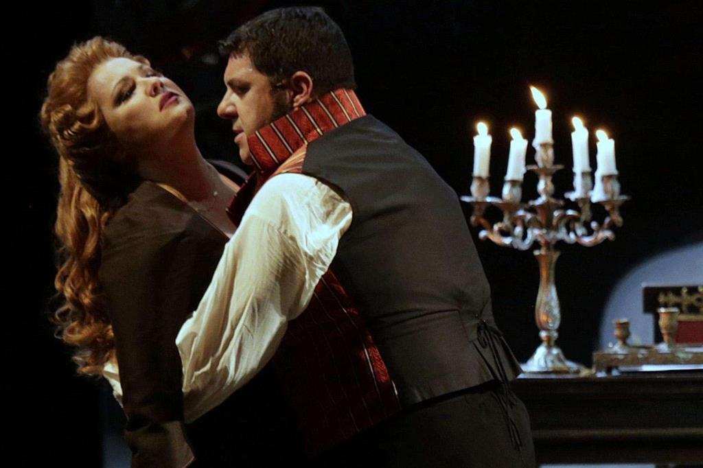Anna Netrebko e Yusif Eyvazov in "Andrea Chénier" al Teatro alla Scala (Ansa)