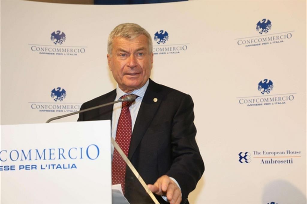 Il presidente della Confcommercio, Carlo Sangalli