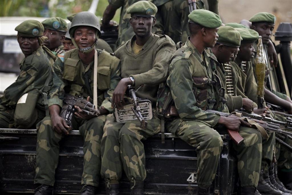 Militari dell'esercito regolare congolese nella regione del Kivu, nellì'Est del Paese (Ansa)
