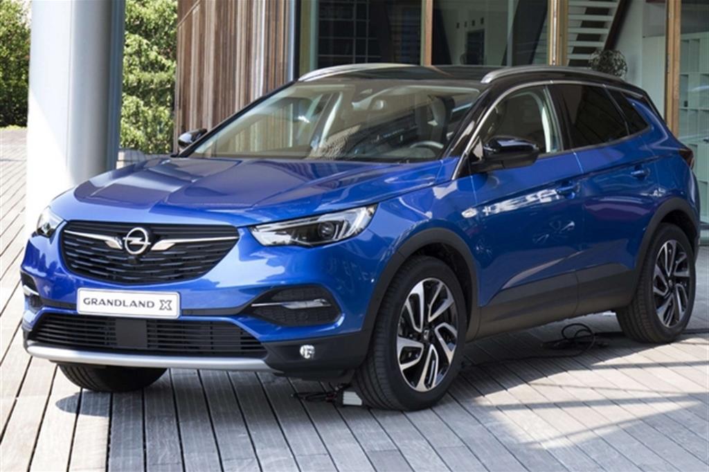 Ecco Grandland X: Opel completa il tris dei Suv 