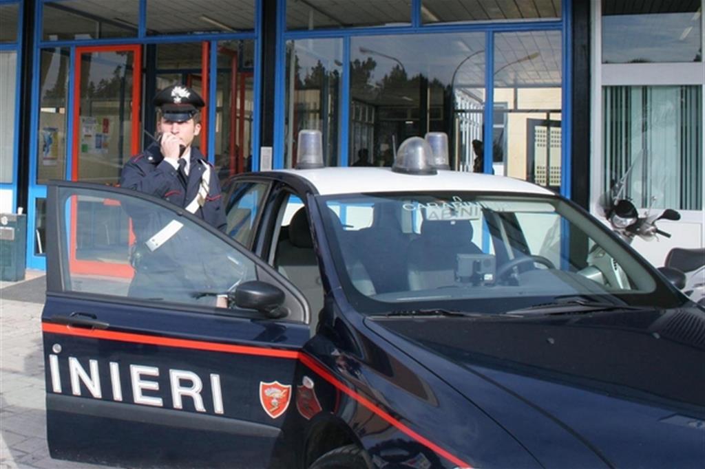 La risposta degli «sbirri»: latitanti arrestati, con dedica a don Ciotti