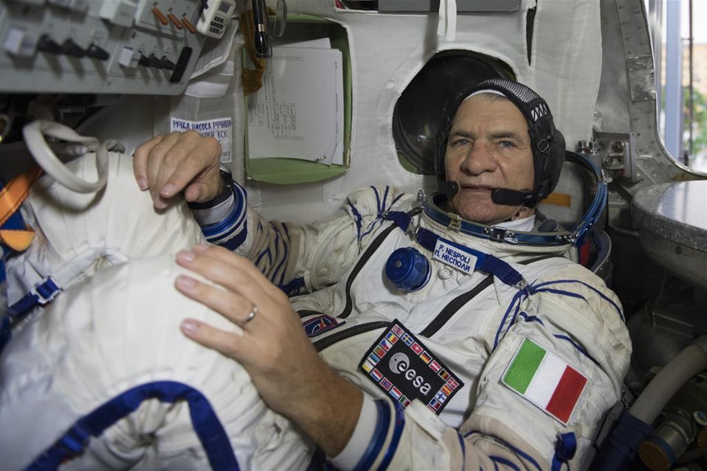 L'astronauta italiano Paolo Nespoli nella navicella spaziale
