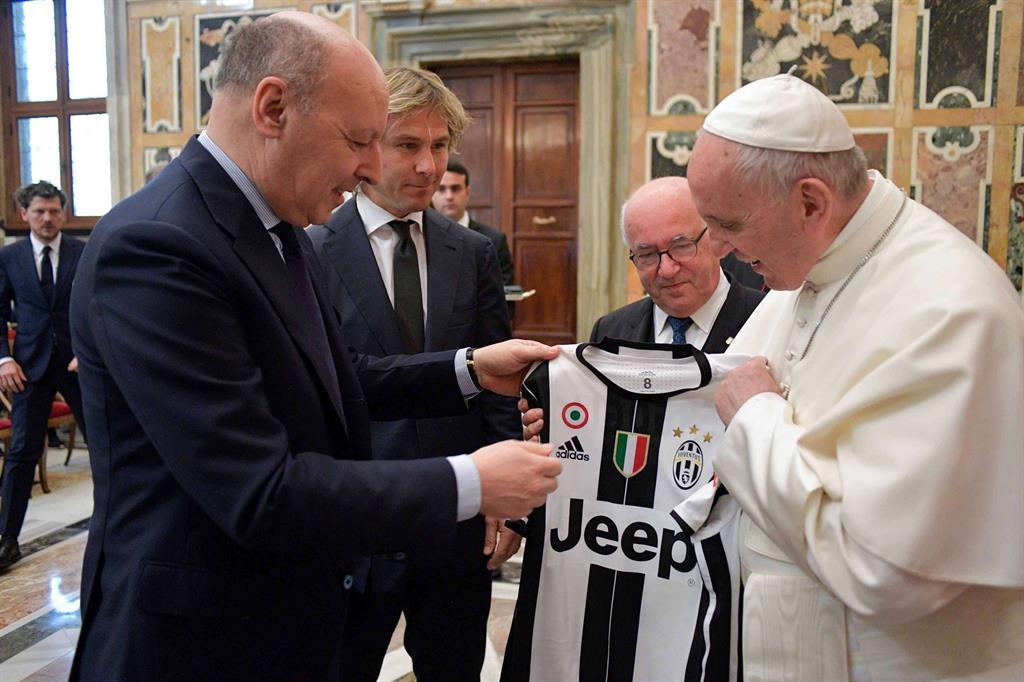 Papa Francesco ha ricevuto in udienza i dirigenti della Lega Nazionale Professionisti Serie A e i Dirigenti e Calciatori delle Squadre Juventus e Lazio
