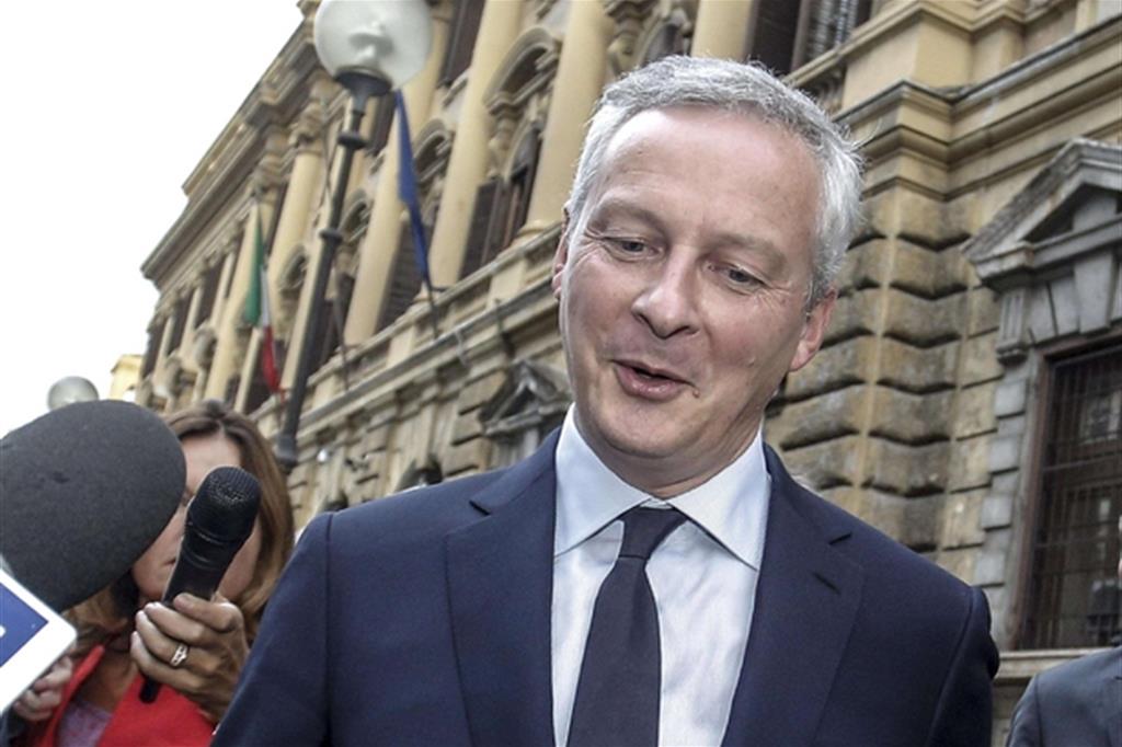 Il ministro dell'Economia francese Bruno Le Maire lascia il ministero dell'Economia al termine dell'incontro sul caso Fincantieri