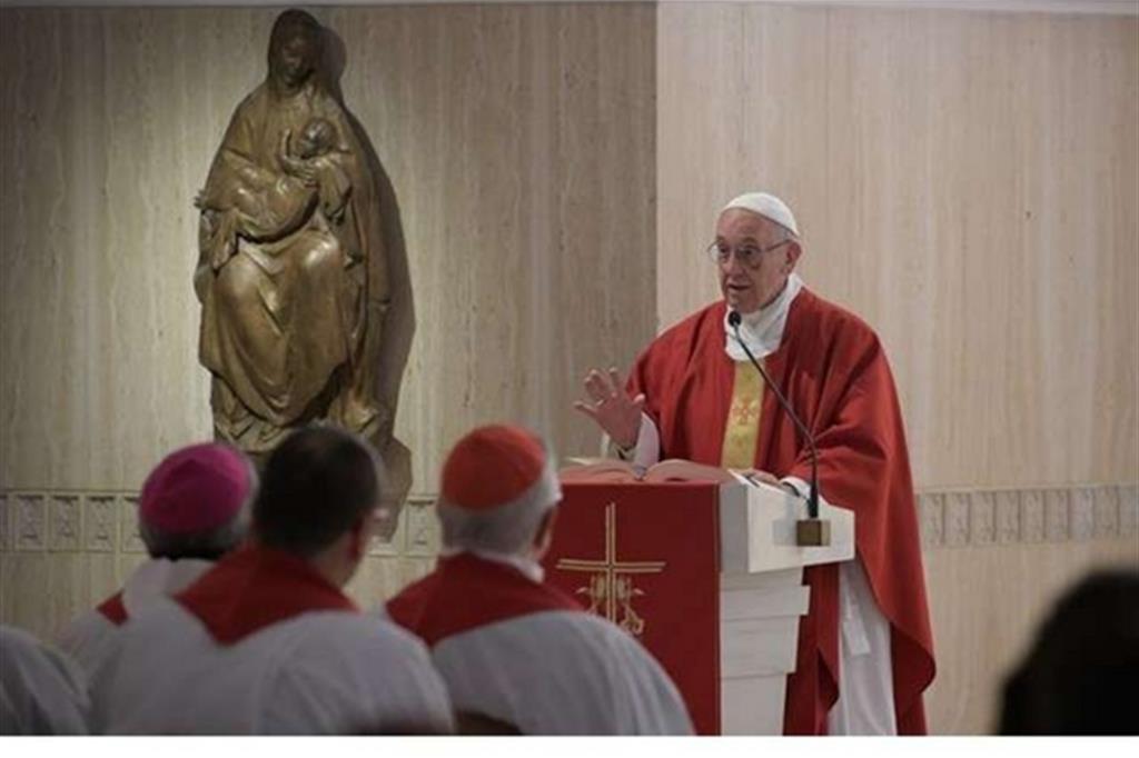 Papa: tante volte i cattolici si scandalizzano per la Misericordia
