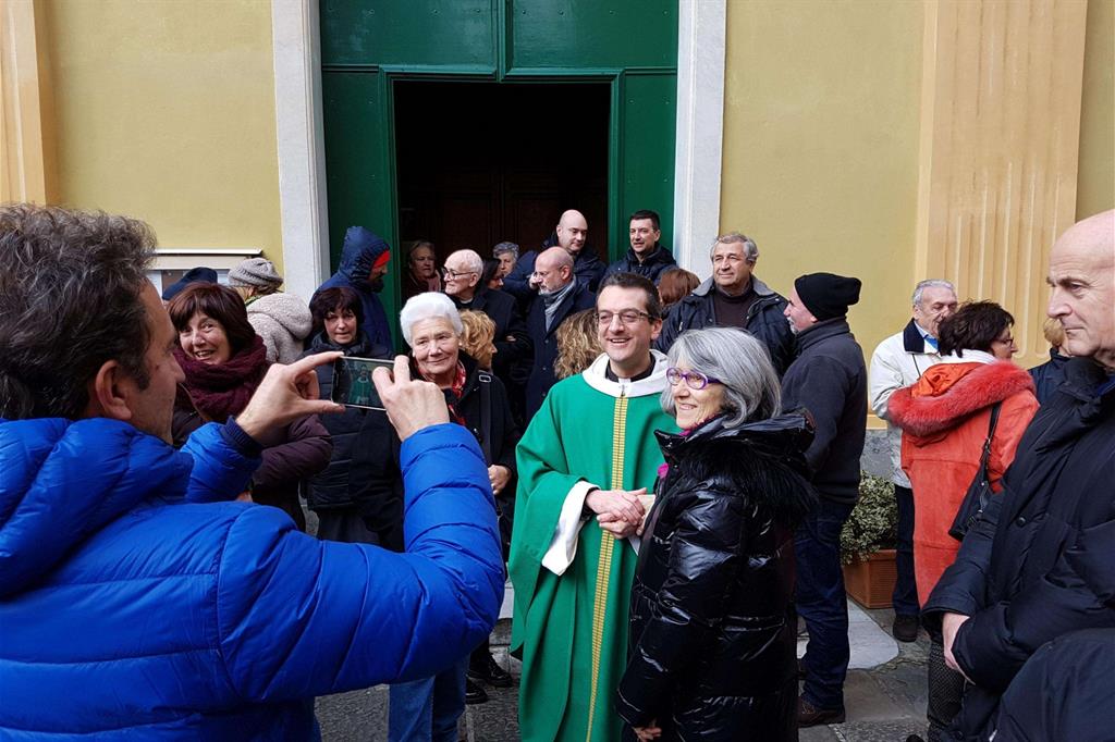 Gender e coppie gay, il vescovo incontra don Giulio Mignani