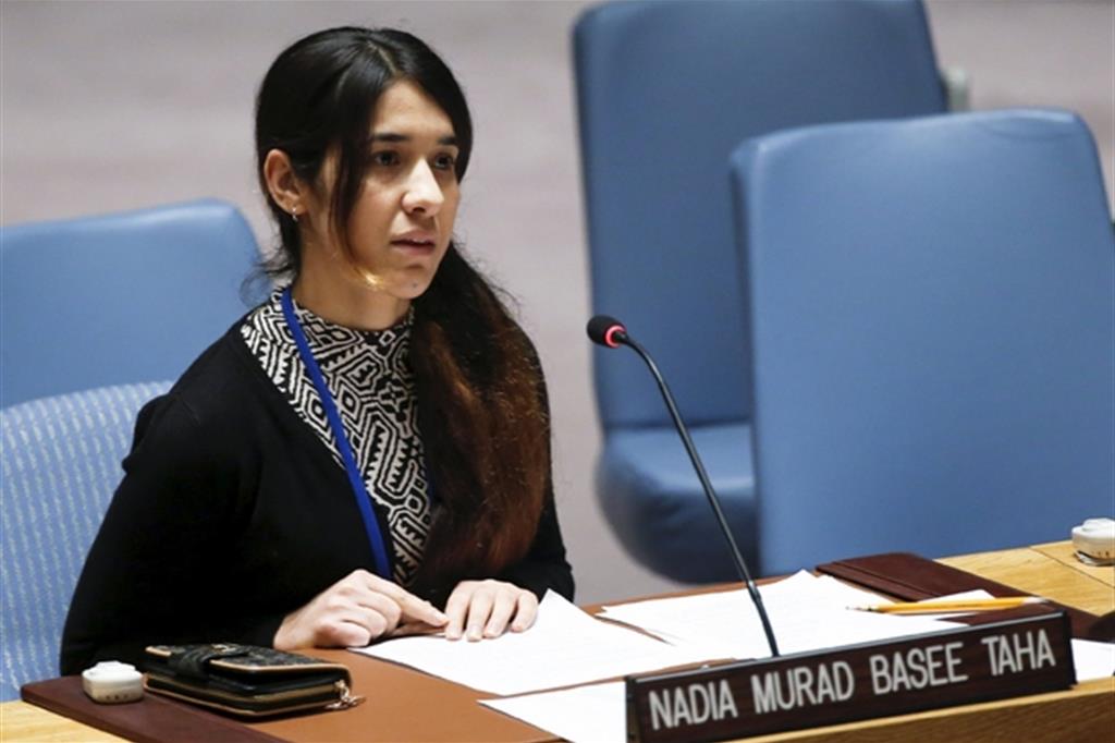 Nadia Murad (ora 23enne) durante il suo intervento al Consiglio di Sicurezza dell’Onu sul genocidio degli yazidi, dicembre 2015 (Reuters)