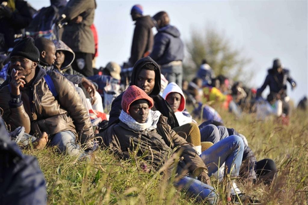 La marcia dei migranti partita due giorni fa dal centro di accoglienza di Cona.